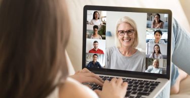 How online therapy groups foster community and emotional healing