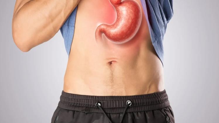 Feeling Overheated? Ayurvedic Ways to Manage Internal Body Heat Symptoms Naturally